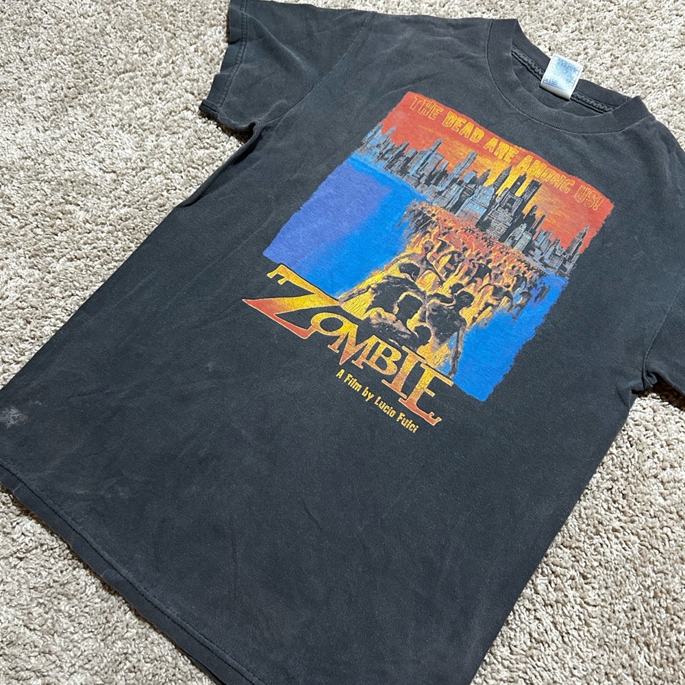 Vintage Early 2000s Zombie Horror Movie Promo tee